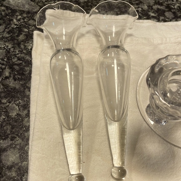 Cambridge Arms 3 Light Candelabra
with Epergne Vases Set, Vintage Glass c.1940s - Picture 4 of 6